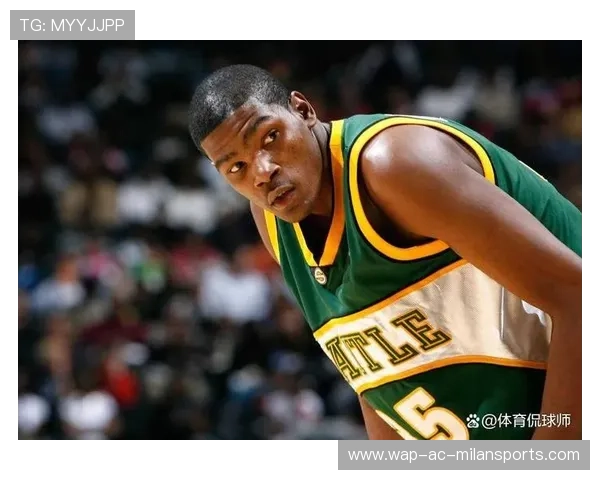 凯文·杜兰特代表火箭队入选全明星替补，职业生涯第16次入选